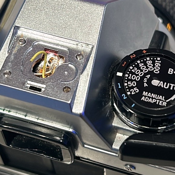 Olympus OM-10 35mm Film Camera - Picture 9 of 13